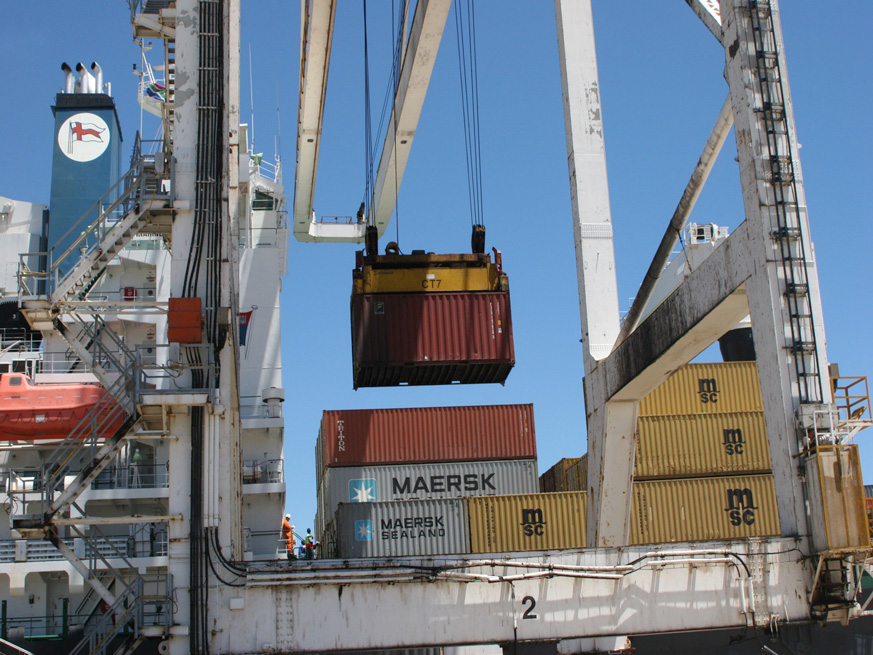 Management of containers: Slide 4 of 9