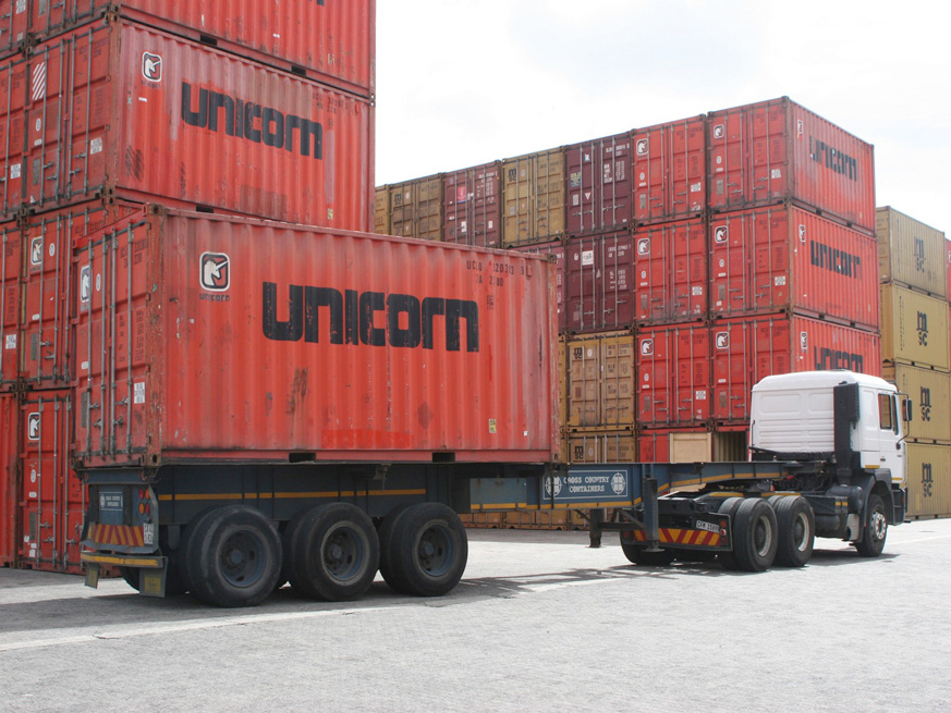 Management of containers: Slide 7 of 9